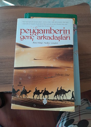Peygamberin Genç Arkadaşları - Özkan Öze