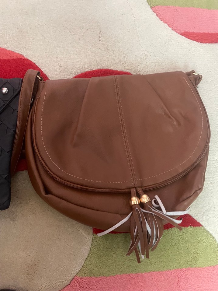 Siyah Nakışlı Fermuarlı Kadın Portföy Çanta - Görsel 2