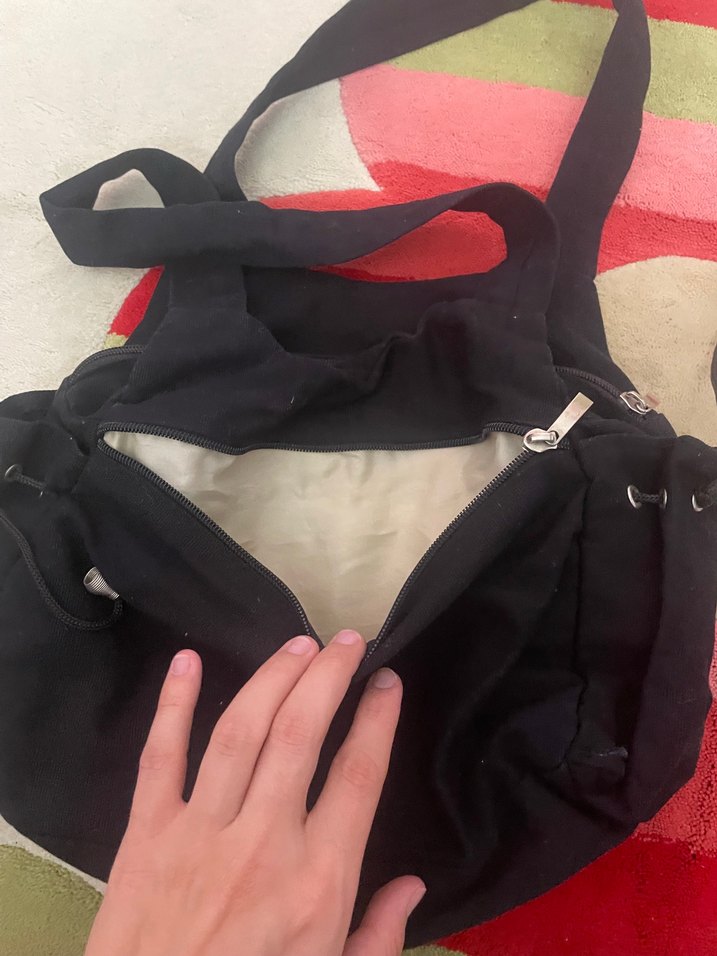 Siyah Baskılı Rock Punk Kadın Çanta - Görsel 3