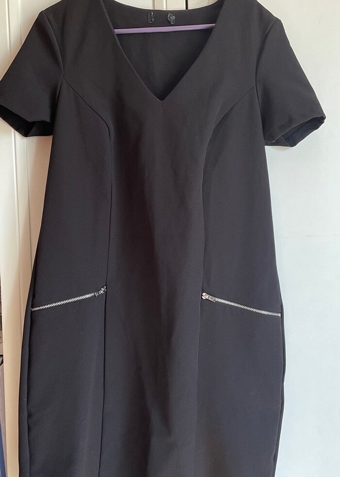 Siyah Elbise - Görsel 2