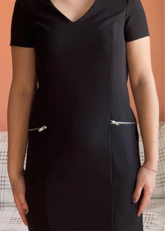 Siyah Elbise - Görsel 4