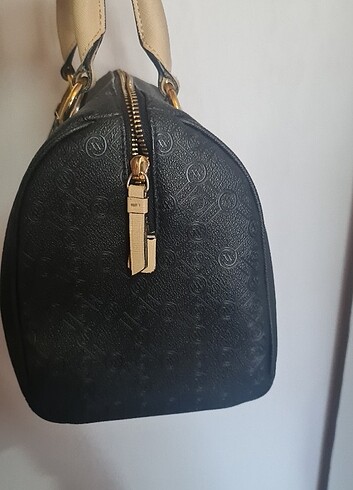 Beden Vakko siyah speedy model çanta