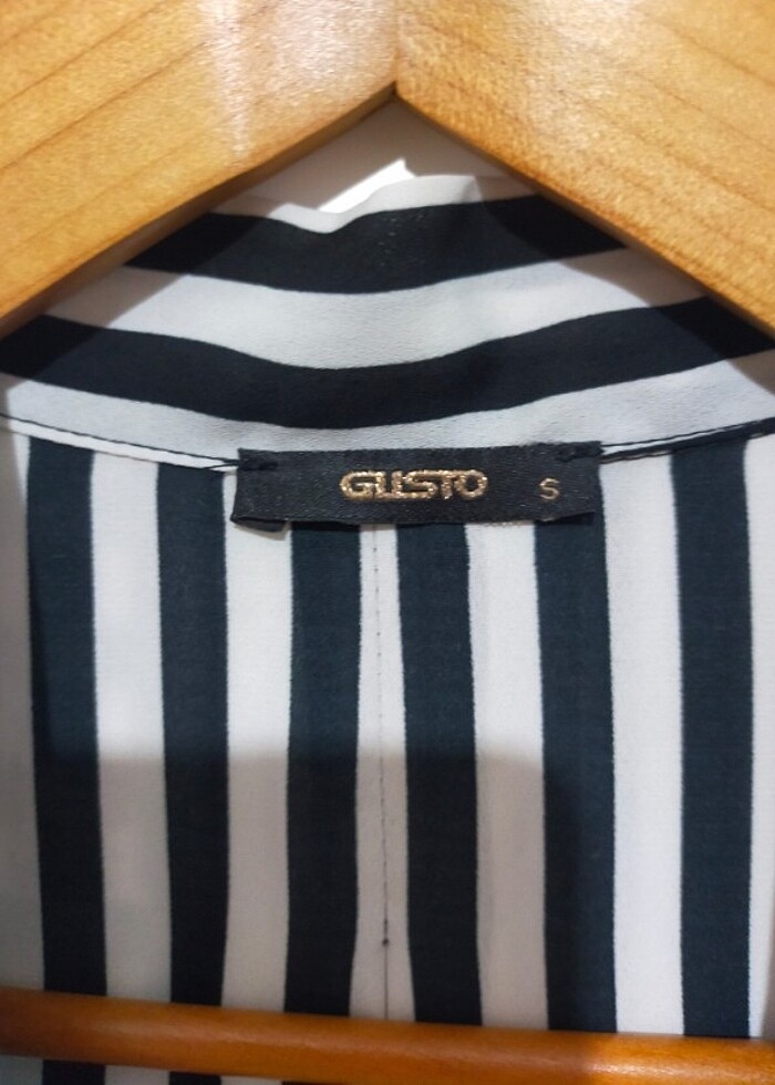 Gusto siyah beyaz çizgili gömlek  - Görsel 2