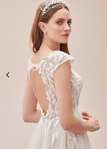 Oleg Cassini, Viola Chan, Gelinlik - Görsel 2