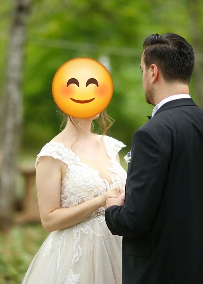 Oleg Cassini, Viola Chan, Gelinlik - Görsel 5