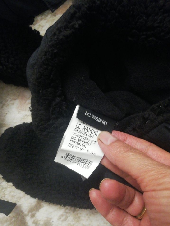 Erkek Çocuk Siyah Kürklü bere - Görsel 4