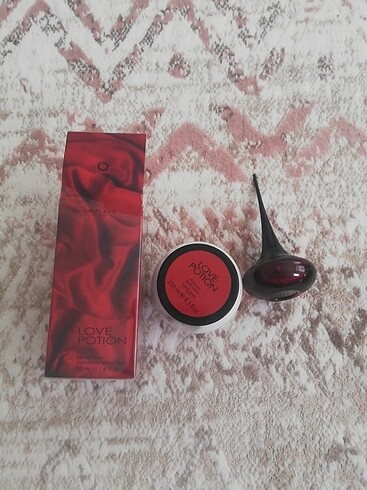 Love potion kadın parfüm ve vucut kremi 