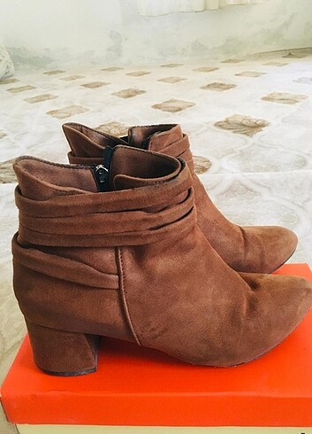 Diğer Taba Kadın Süet Bot
