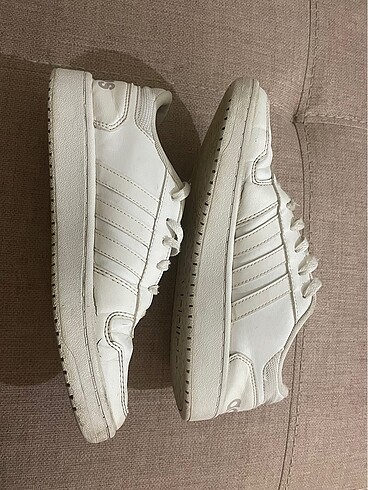 adidas günlük ayakkabı