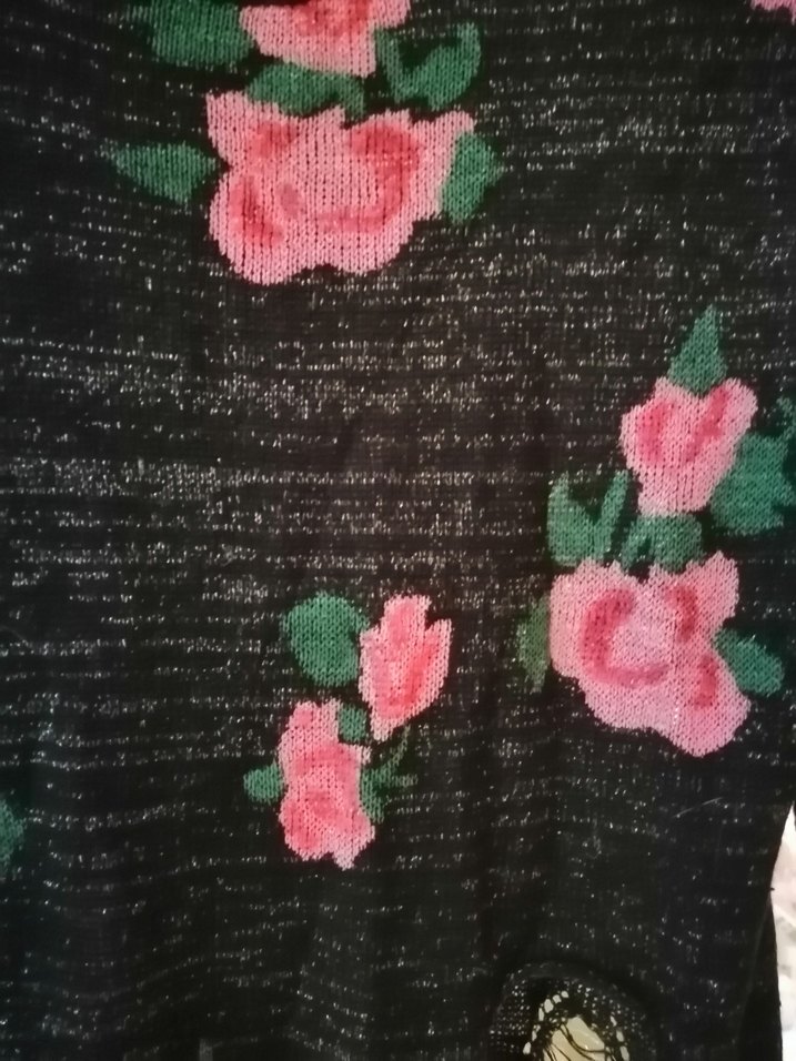 Pembe Çiçek Desenli Delikli Triko Kazak - Görsel 4