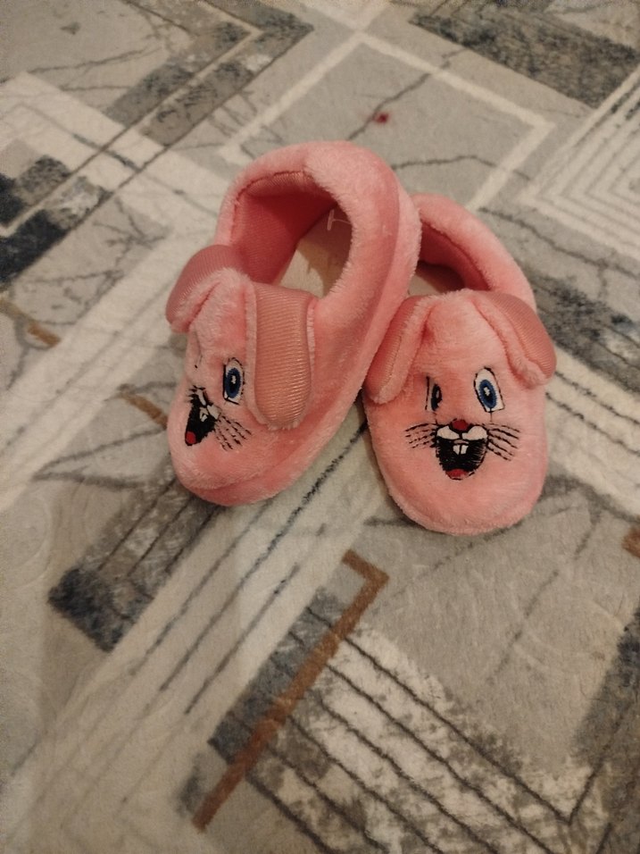 Kızlar için Pembemsi Nakışlı Sıcak Ev Terliği - Görsel 2