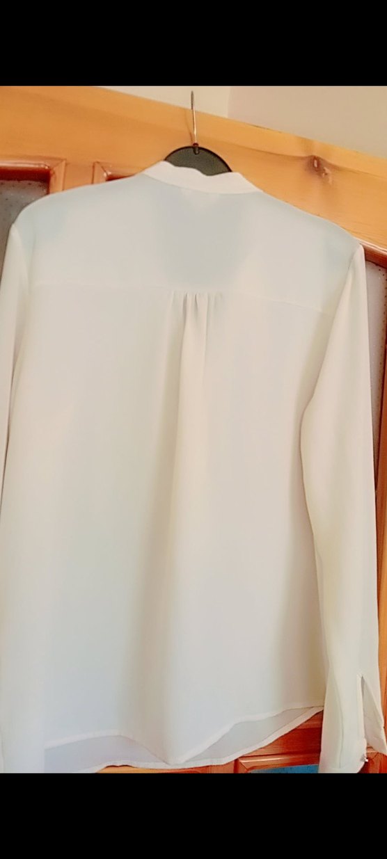 Düğmeli Beyaz Kadın Uzun Kollu Gömlek - Görsel 4