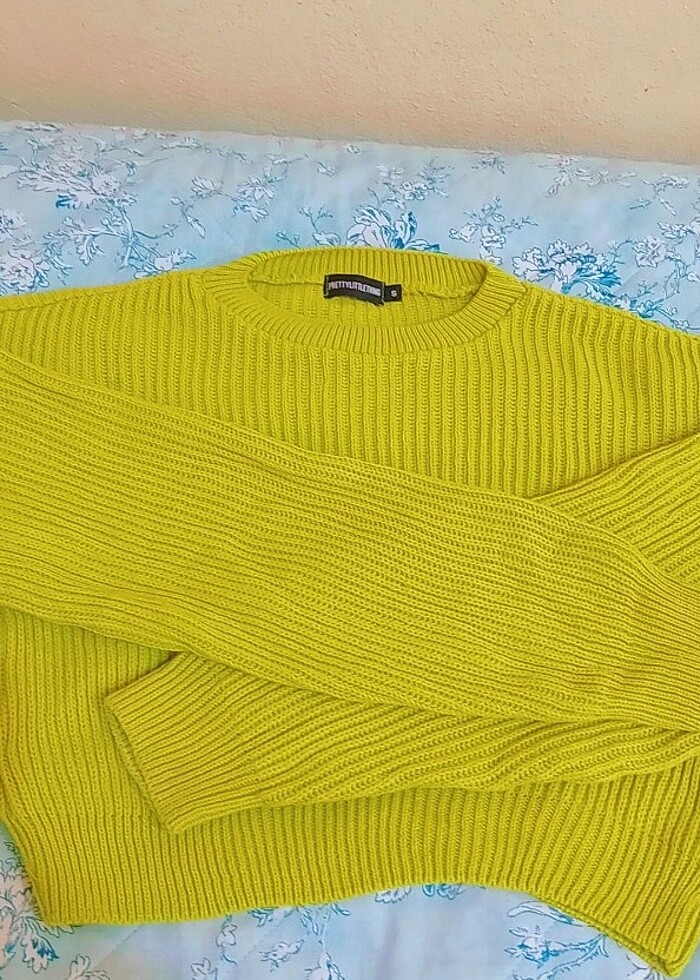 PRETTYLTTLTHING MARKA BAYAN S BEDEN KAZAK  - Görsel 3