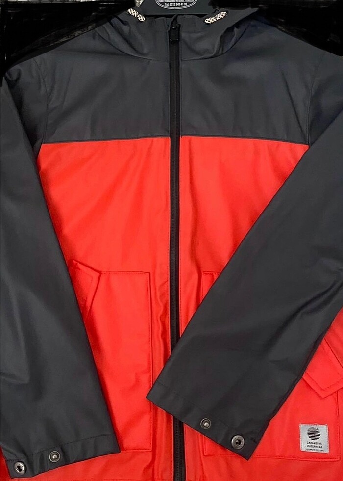 Zara 6-7 yaş yagmurluk - Görsel 3