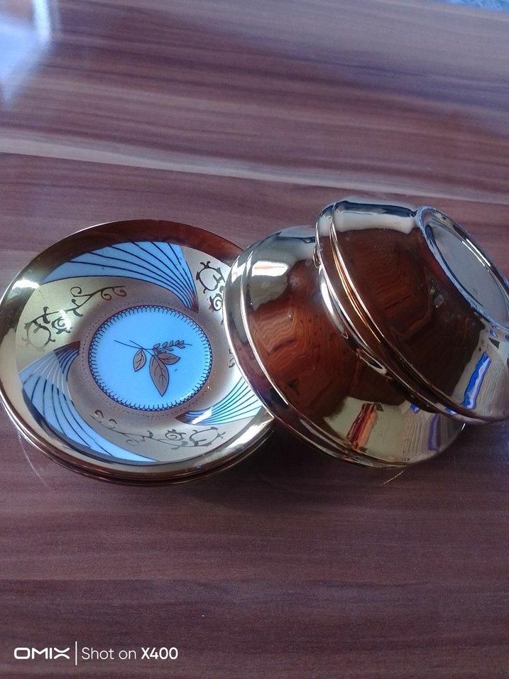 Altın Renkli Parlak Porselen Çay Tabağı Seti sıfır - Görsel 4