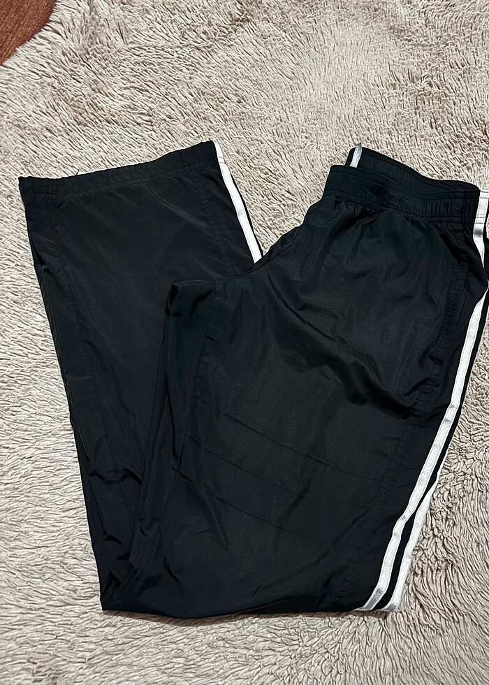 ADİDAS KADIN EŞOFMAN TAKIMI - Görsel 2