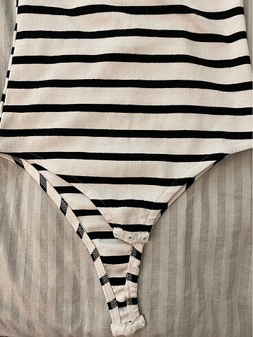 Zara sırt dekolteli body