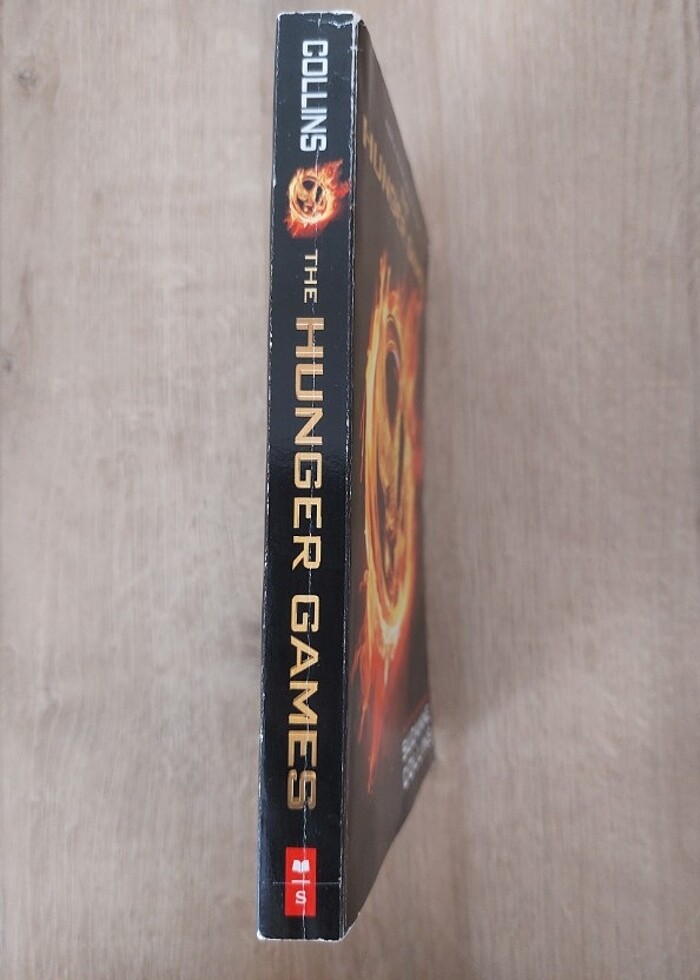 BESTSELLER, SUZANNE COLLINS, THE HUNGER GAMES, AÇLIK OYUNLARI - Görsel 3