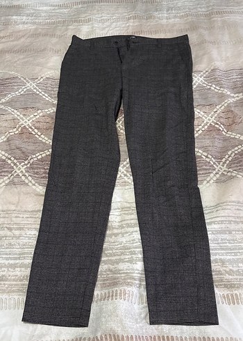 Gri Regular Fit Erkek Ofis Pantolonu