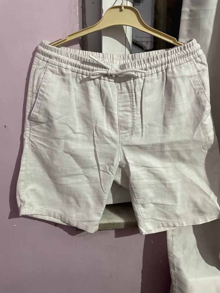 Erkek Beyaz Midi Pamuklu Şort - Görsel 4