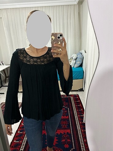 LC Waikiki Bluzz