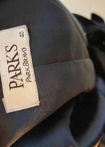 Drapeli Siyah V Yaka Uzun Abiye Elbise - Görsel 4