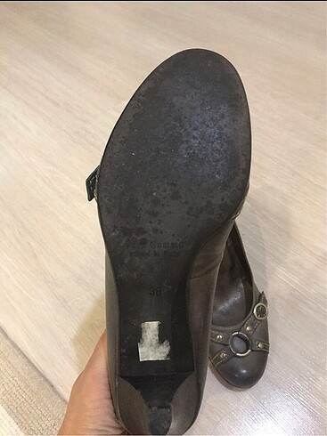 Deri topuklu ayakkabi - Görsel 7