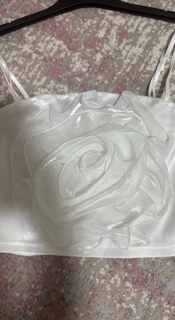 Çiçek Detaylı Beyaz Straplez Bustiyer - Görsel 3