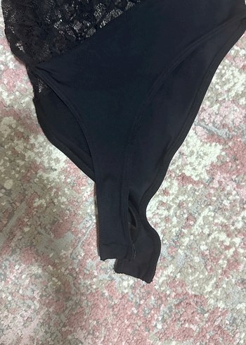 s Beden Zara Dantel Detaylı Siyah bluz