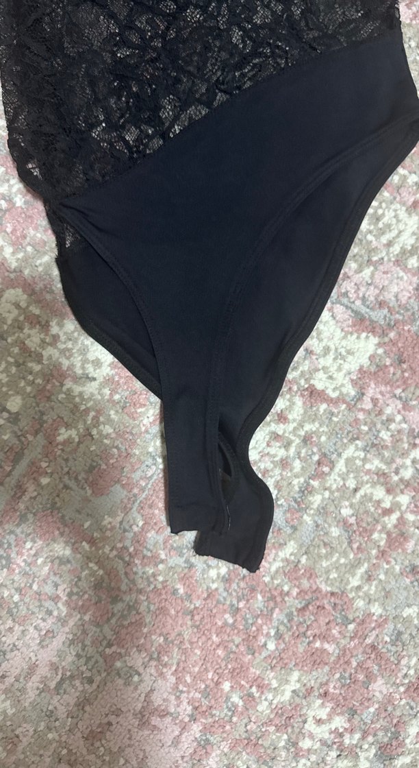 Zara Dantel Detaylı Siyah bluz - Görsel 3