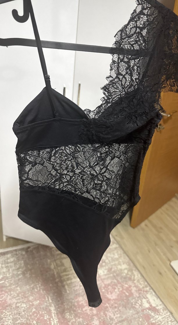 Zara Dantel Detaylı Siyah bluz - Görsel 5