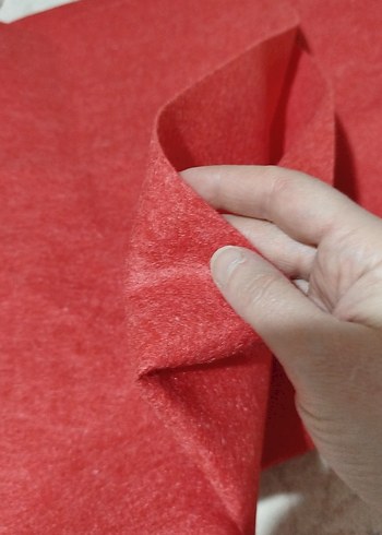 Kırmızı Keçe - Görsel 2