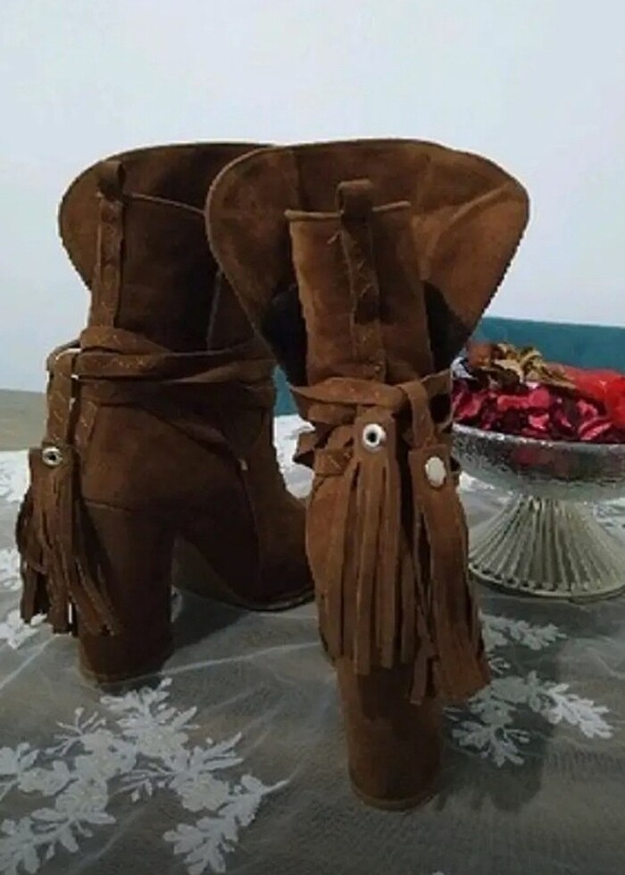 Sıfır ayarında Bayan Bot 40 numara - Görsel 3