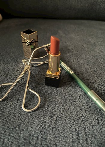 Yves Saint Laurent Koyu Haki Maskara ve Kirpik Kıvırıcı Seti