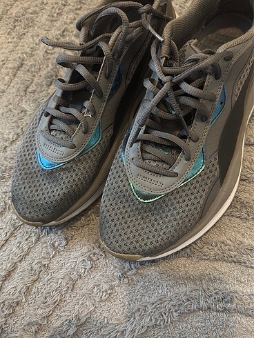 42 Beden gri Renk Puma spor ayakkabı
