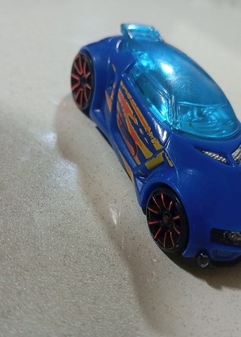 Mavi Renkli Oyuncak Araba - Görsel 3