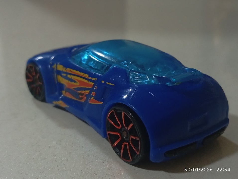 Mavi Renkli Oyuncak Araba - Görsel 2