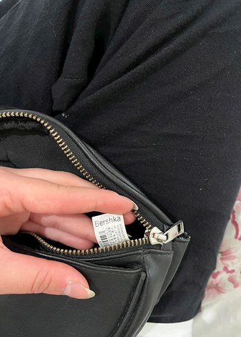 Bershka Bershka Bel Omuz Çantası Siyah