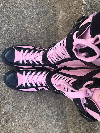 Pembe orjinal converse çizme