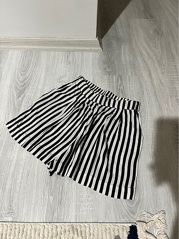 H&M Şort