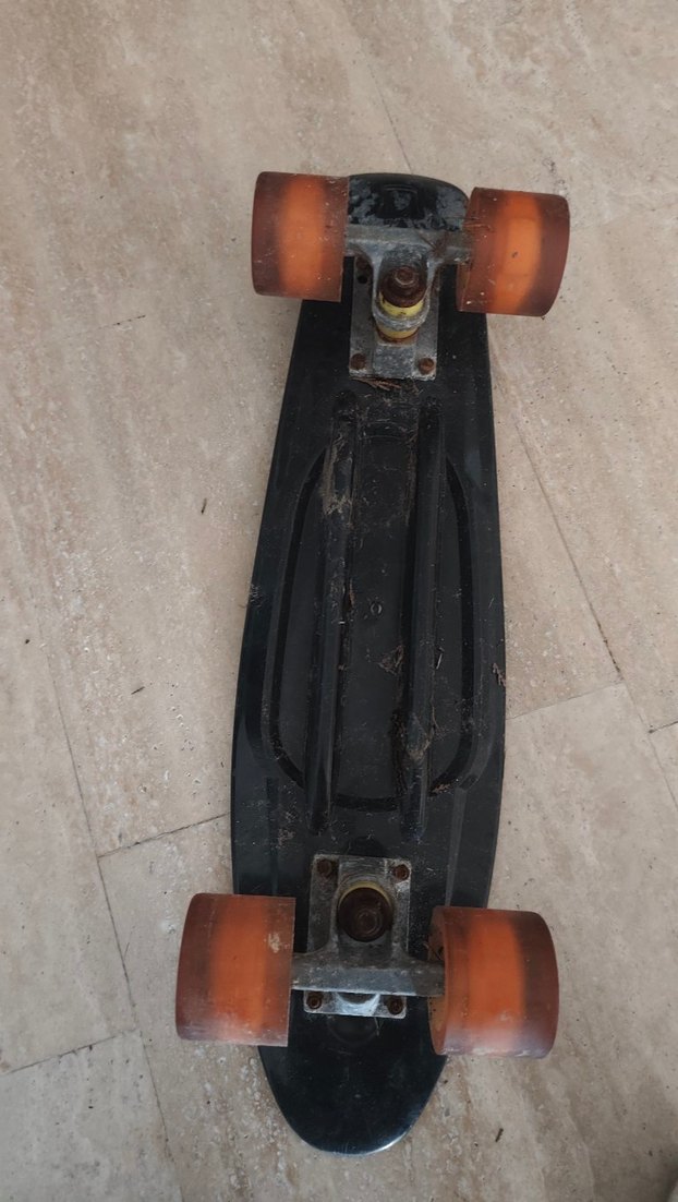 Renkli Kafatası Desenli Çocuk Kaykay - Görsel 2