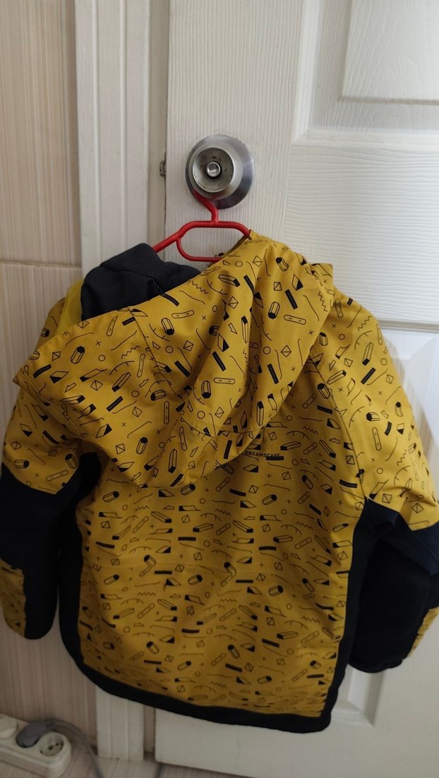 Sarı Baskılı Erkek Çocuk Streetwear Mont - Görsel 2