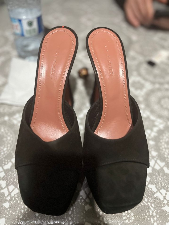 Amina Muaddi Siyah Platform Topuklu Terlik - Görsel 4