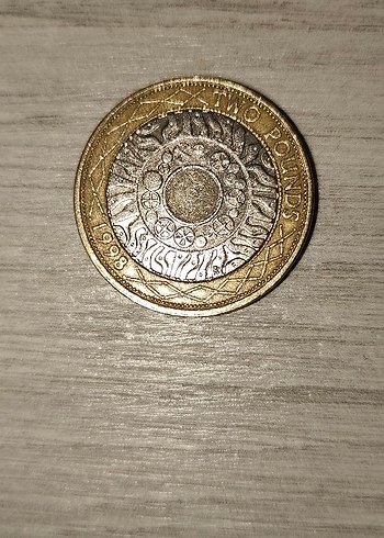 Two pounds 1998 tarihli - Görsel 2