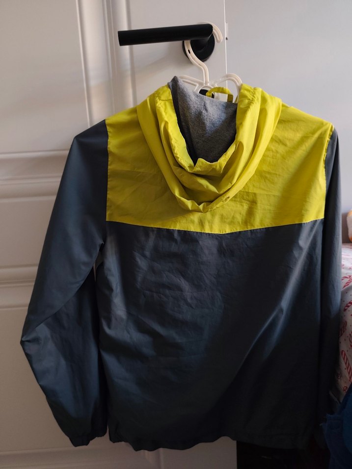 Erkek Çocuk Sarı Gri Fermuarlı Yağmurluk - Görsel 2