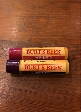 Burts bees lip balm