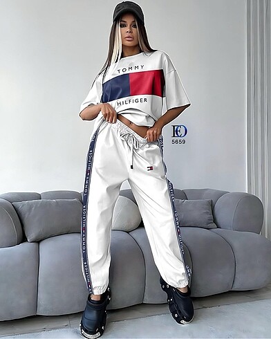 Diğer Tommy Hilfiger Bayan Eşofman Takım