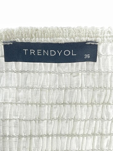 36 Beden beyaz Renk Trendyol & Milla Bluz %70 İndirimli.
