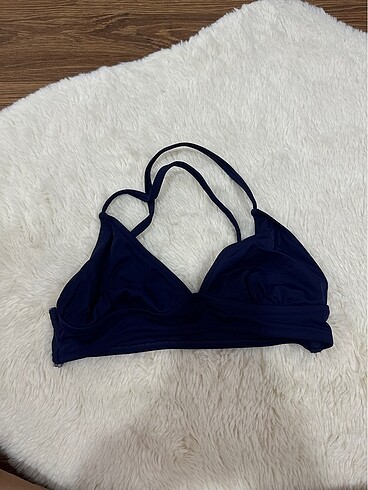 Bikini üstü
