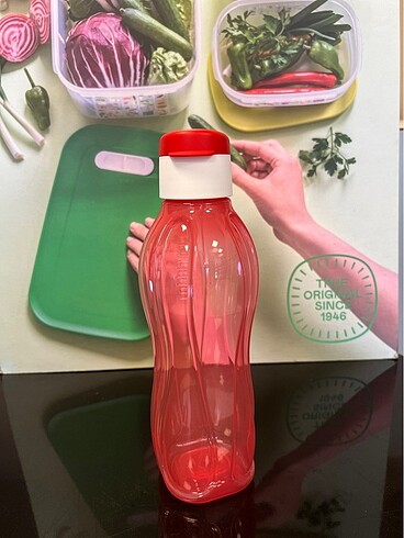 Beden kırmızı Renk Tupperware eko şişe 750ml